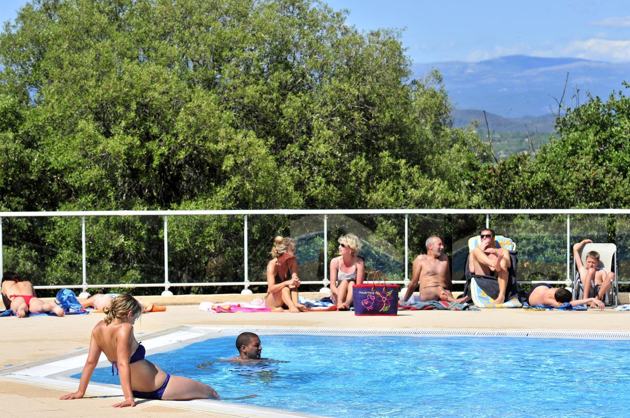 Hotel Le Castelet Saint Aygulf Esterno foto