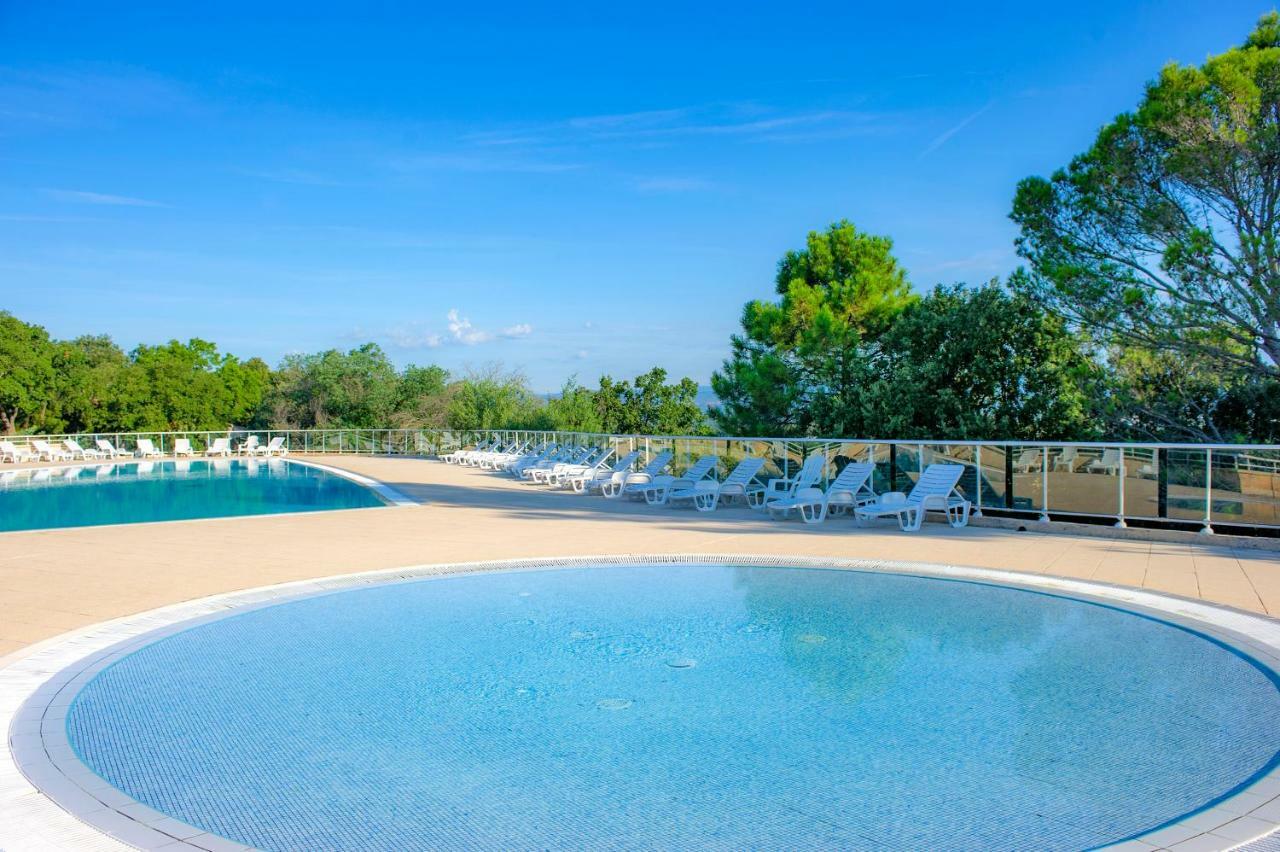 Hotel Le Castelet Saint Aygulf Esterno foto